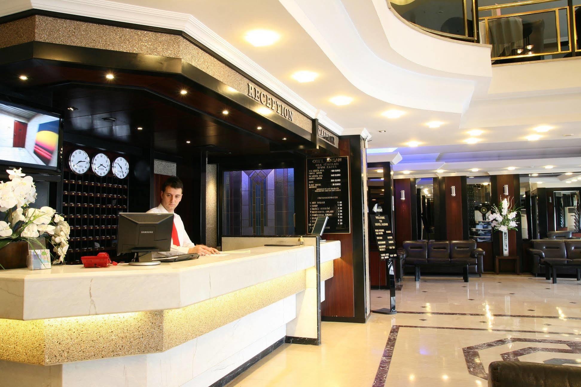 Aksan Hotel Izmir Exterior foto